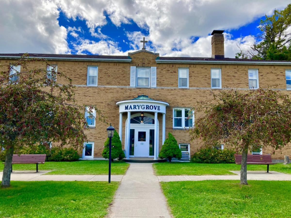 Garden Grove Retreat & Lodging Near Pictured Rocks, Fayette, Trails Luaran gambar